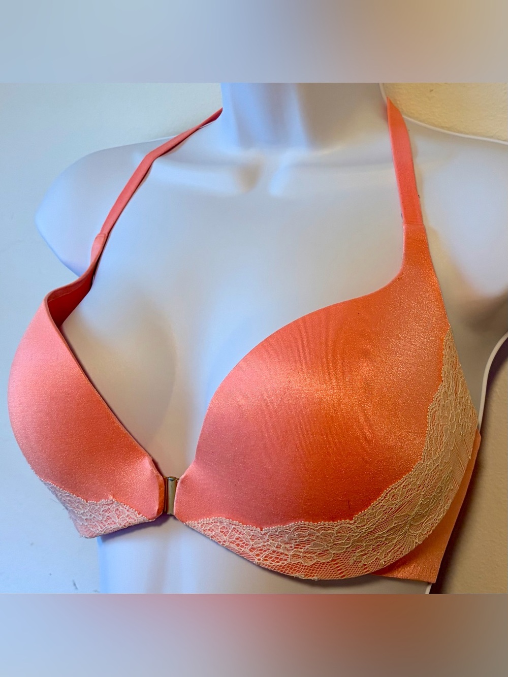 Victoria's Secret Coral Lace-Trim Front Close Halter Bra